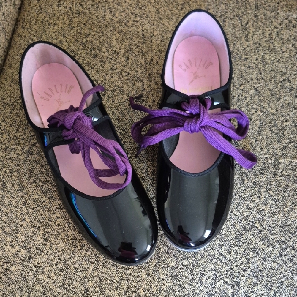 Capezio Black Patent Tap Dance Shoes 7